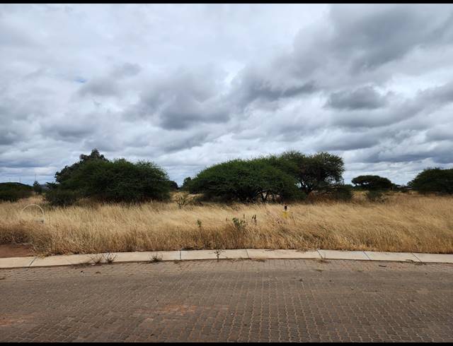 790M² VACANT LAND FOR SALE IN MAGNA VIA INDUSTRIAL